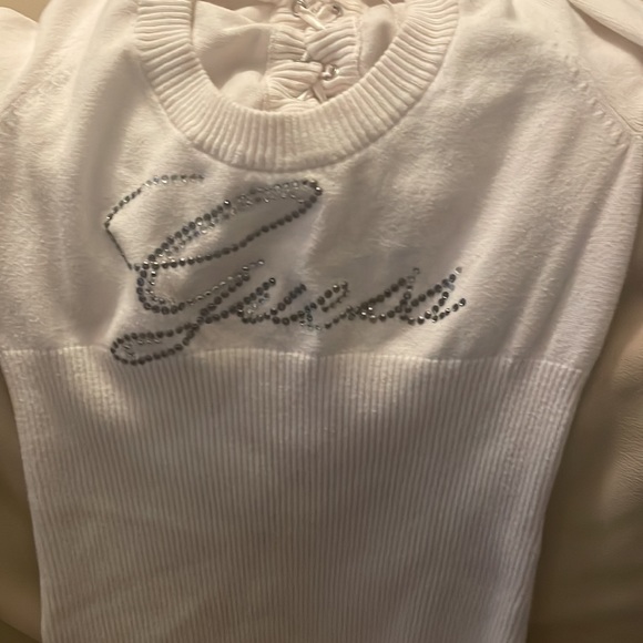 Guess sweater - Picture 4 of 4